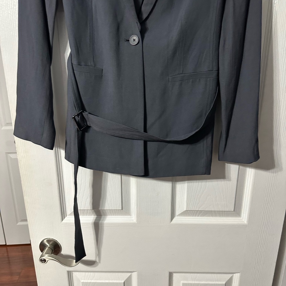 Banana Republic Single Button Belted Front Blazer - Picture 3 of 15
